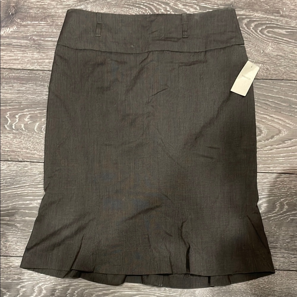 RW&CO. Gray Knee-Length Pencil Skirt for Work